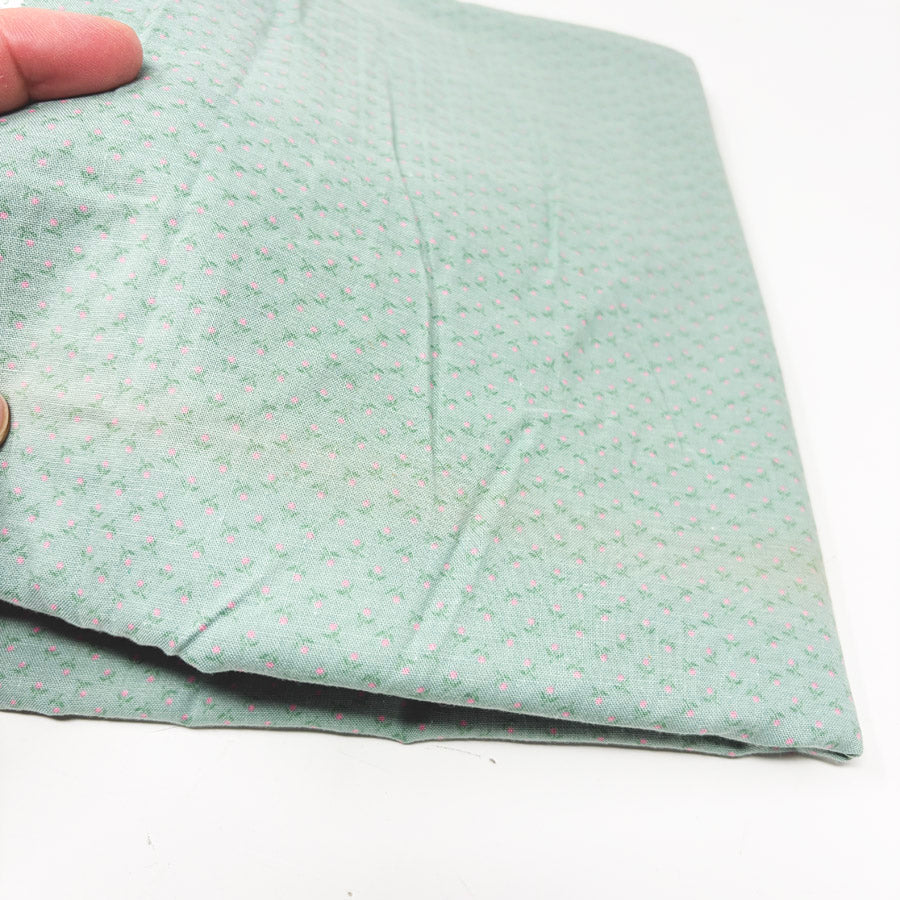 42" x 160" (fade spots) Vintage Mint/Rose Calico Quilting Cotton Fabric