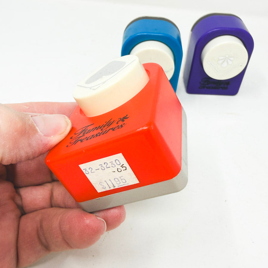 Family Treasures Corner Paper Punches