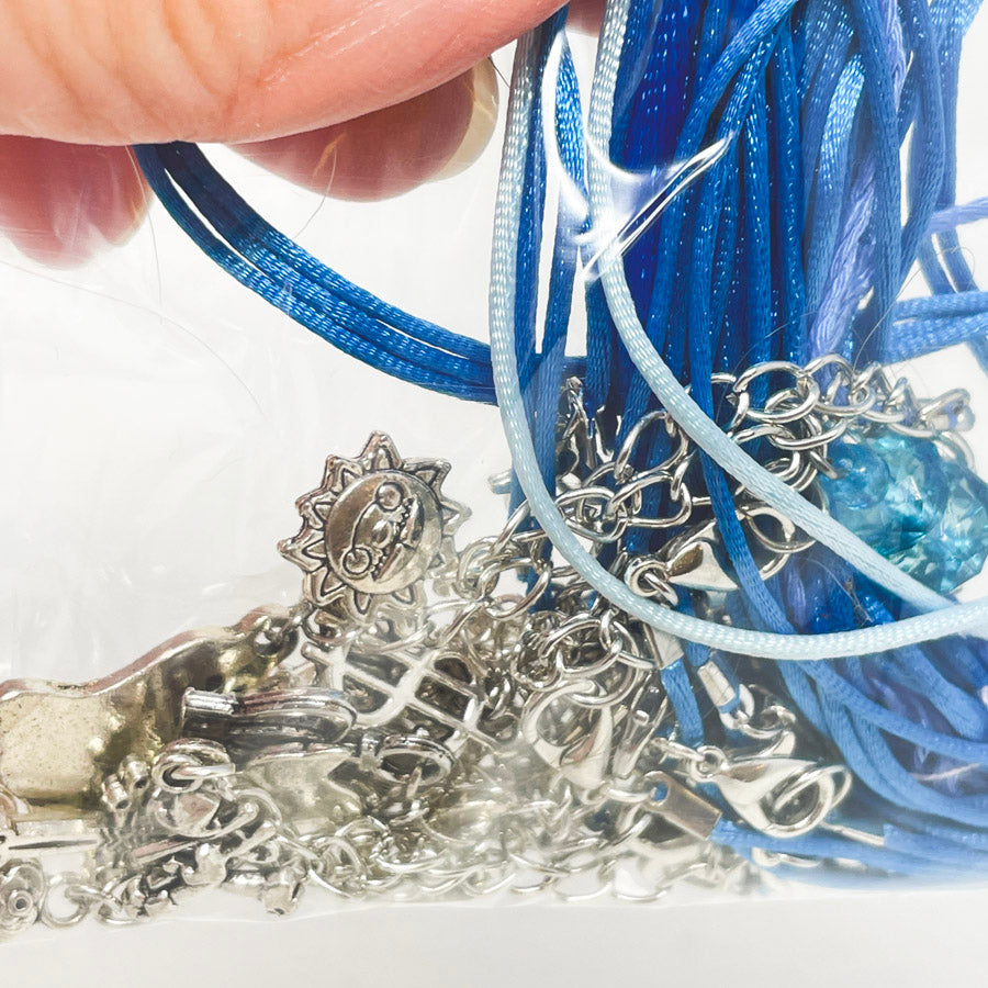 Rattail Necklaces - Blue or Cream (1)
