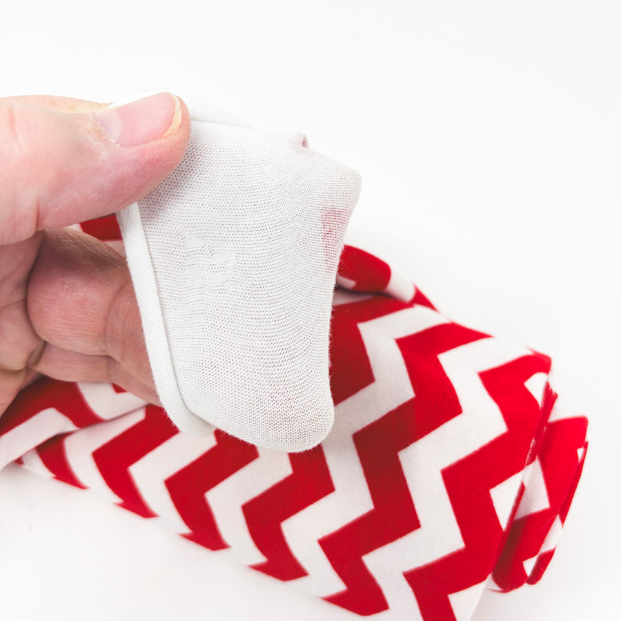 32" × 60" Red Chevron Jersey Knit