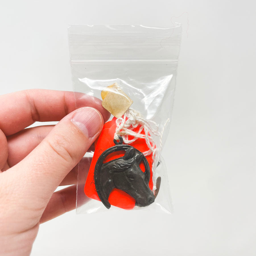 Metal Horse Charms (2)