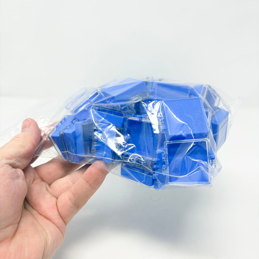 Bundle of Blue Plastic Clasp Gem Boxes (1)