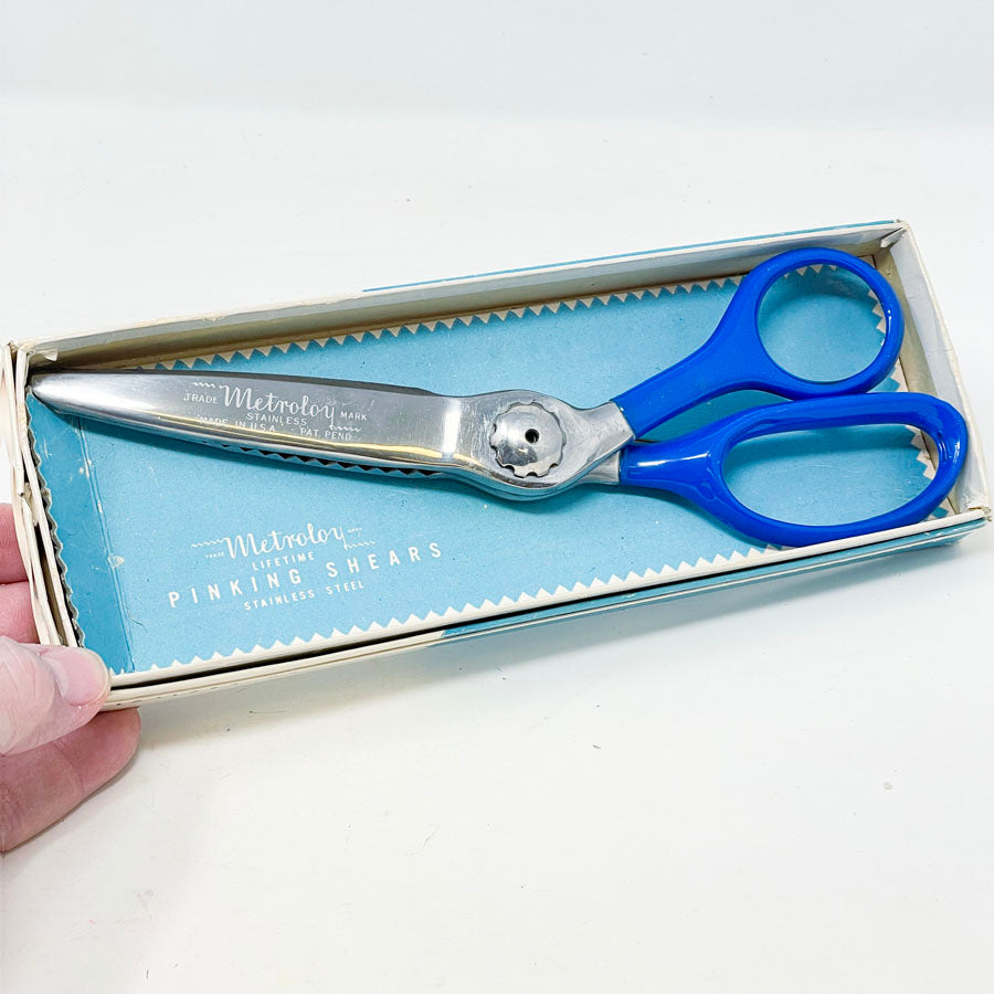 Vintage Metrology Pinking Shears