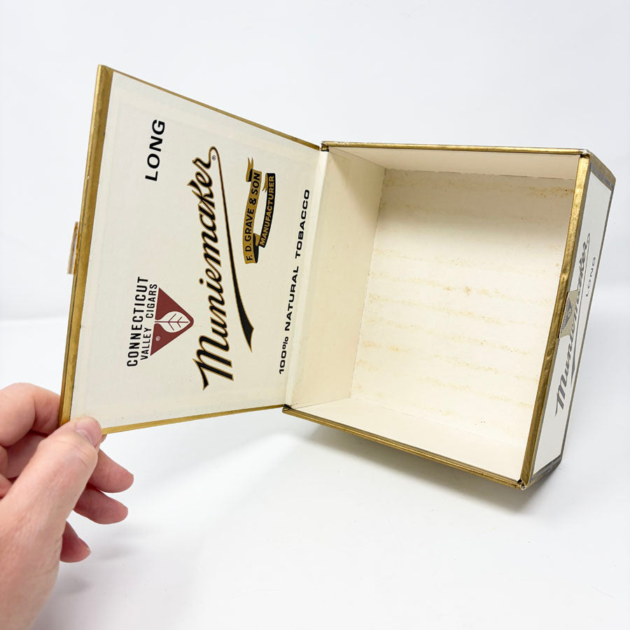 Muniemaker Cigar Box