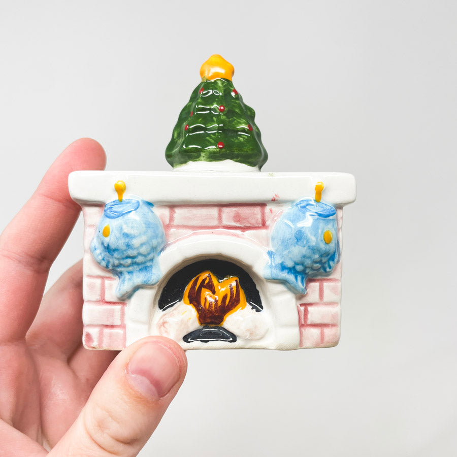 Christmas Fireplace and Cat Santa Salt & Pepper Shaker Set
