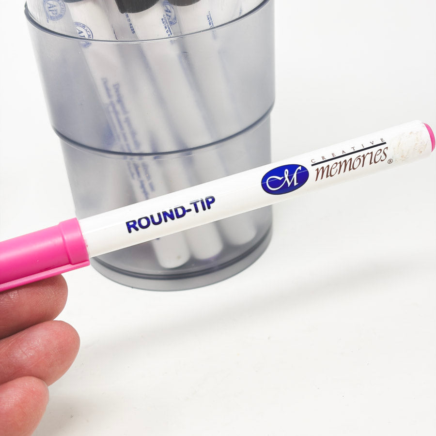 Creative Memories Round-Tip Marker Set with Case