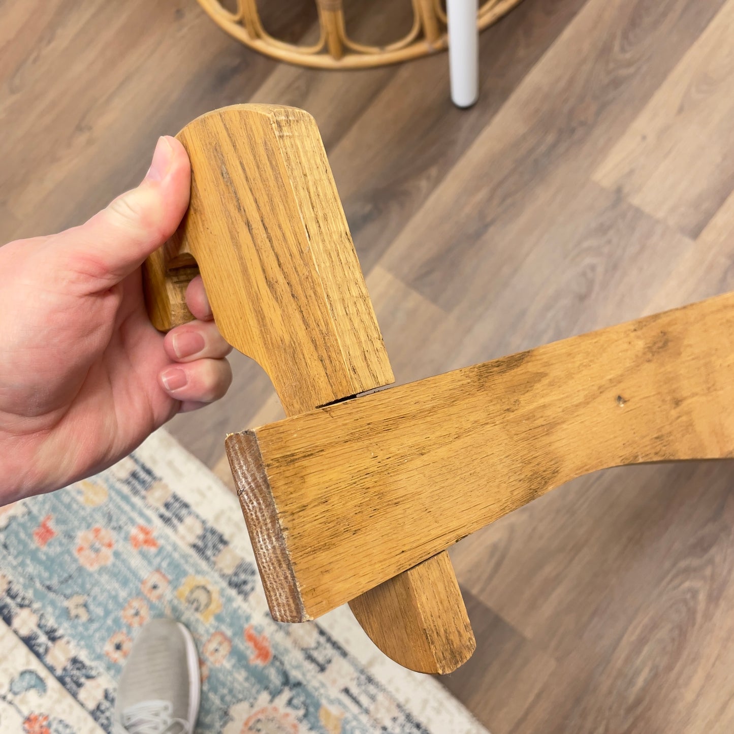 Oak Quilt Hanger