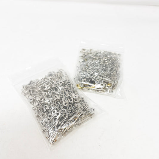 Bundle of Asst. Safety Pins (1)