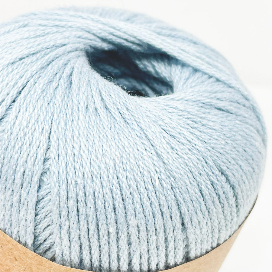 No Label Blue/Gray Yarn (1)
