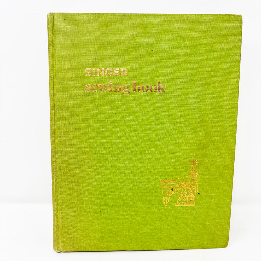 Vintage 1972 Singer Sewing Book (no jacket)