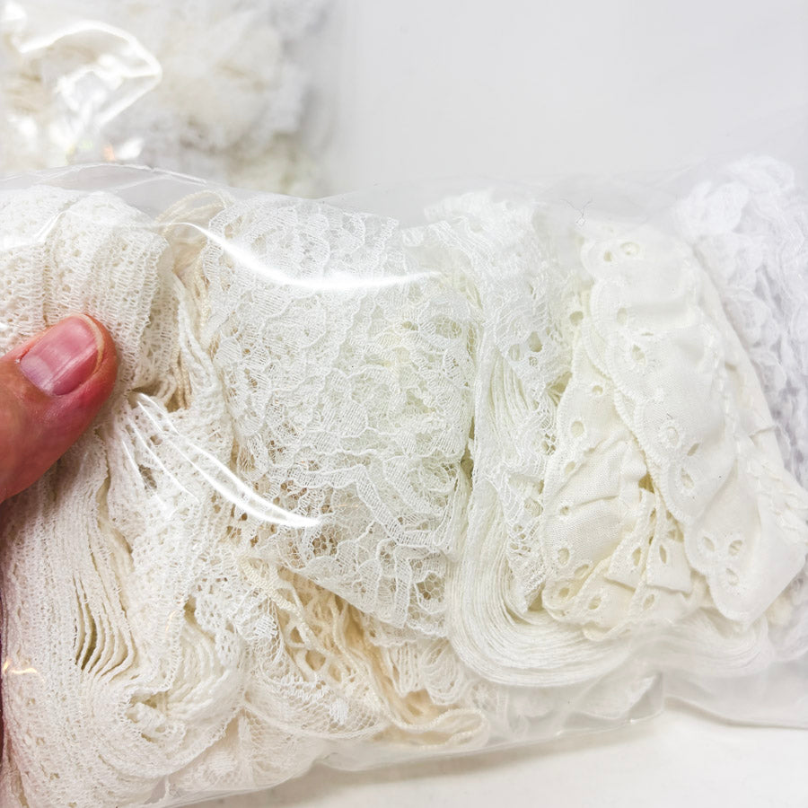 White Lace Bundles (1)