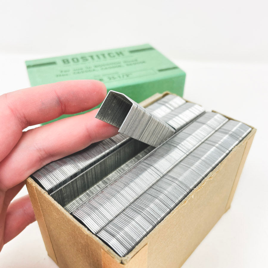 Stanley Bostitch SCCR 25-1/2" Galvanized Staples (Green Box)