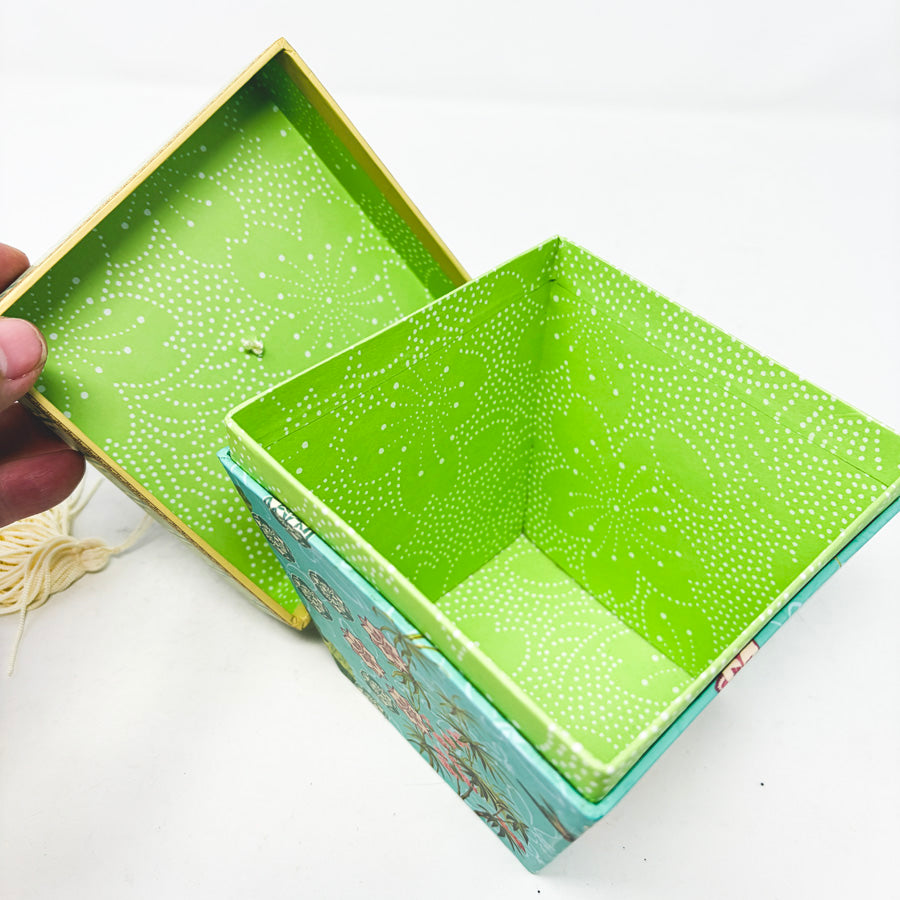 Punch Studio Gift Box With Tassel Lid