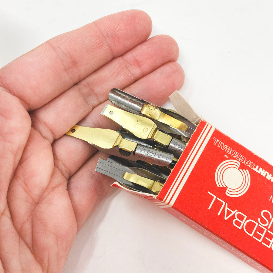 Box of Speedball CO Pen Nibs (11)