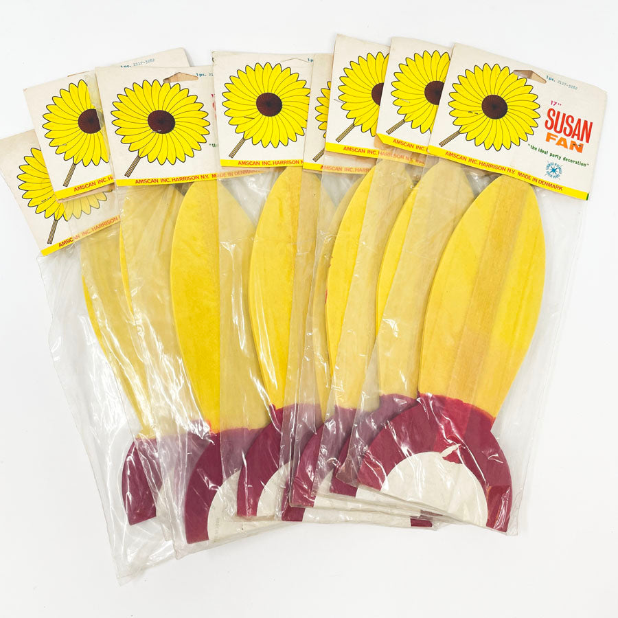 Susan Fan Tissue Decoration 17"