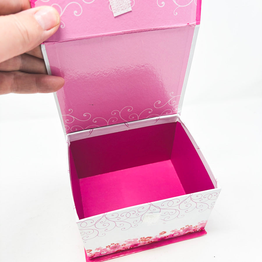 Pink Floral Heart Gift Box With Velcro Lid