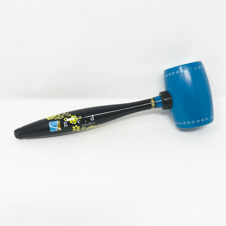 Chip Art by Melody Ross Board and Mallet