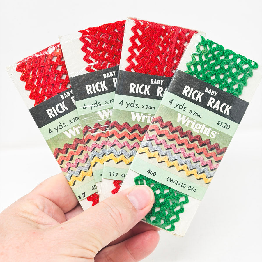 Baby Rick Rack in Scarlet and Emerald - (1)