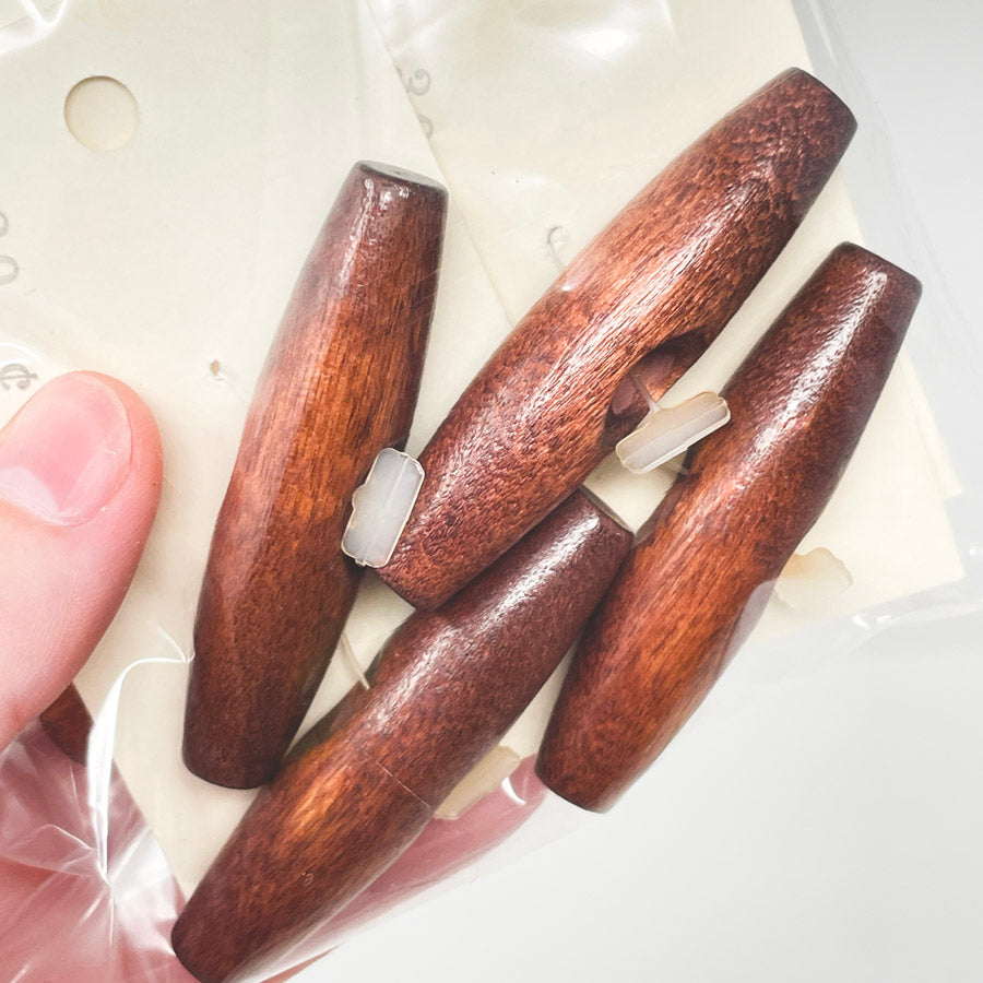 Wood Oblong Toggle Buttons (1)