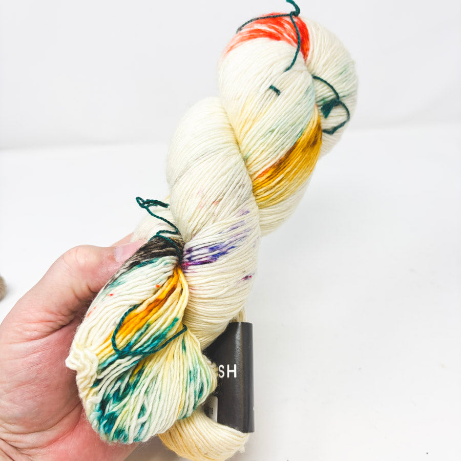 Oeste – Madelinetosh Tosh Merino Light Yarn