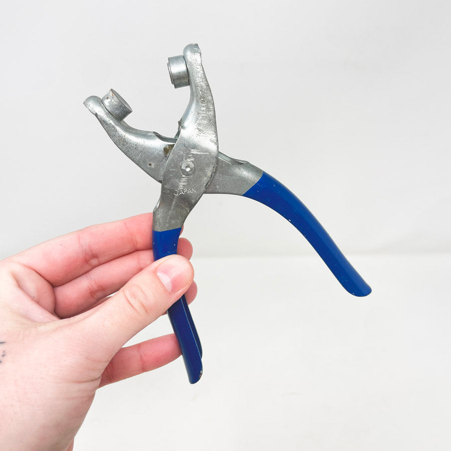 Grommet Pliers (1)