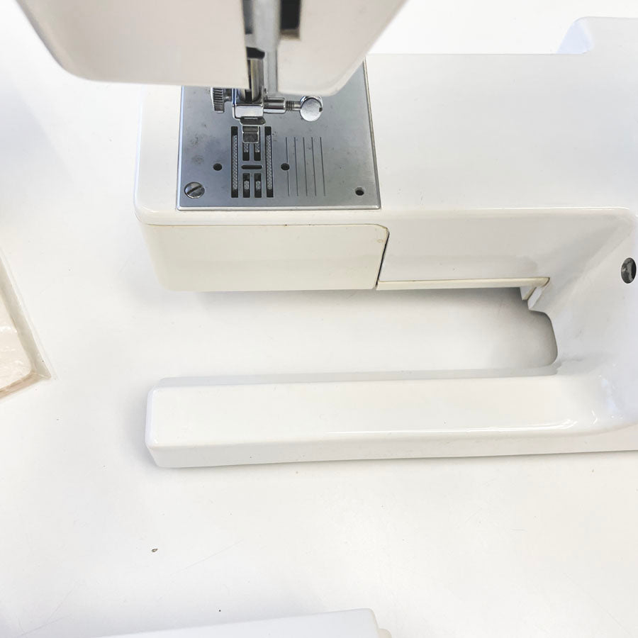 White 1866 Heavy Duty Sewing Machine
