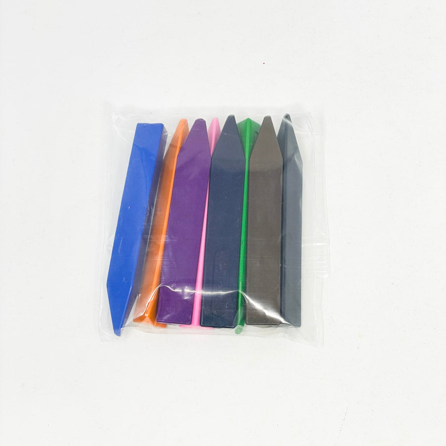 Melissa and Doug Triangular Crayons (8)