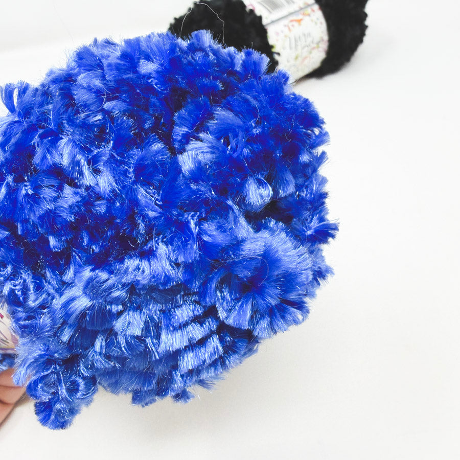 Yarn Bee Whirlygig Novelty Yarn