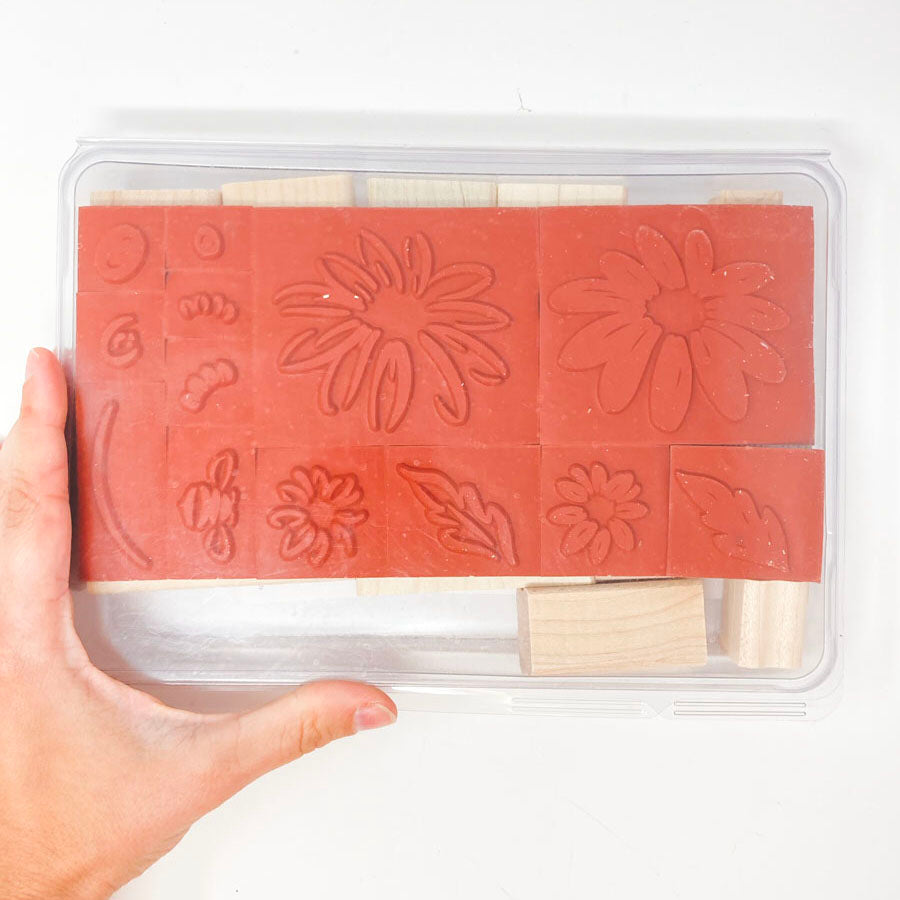 Definitely Decorative Daisy - Stampin' Up Wood Stamp Set
