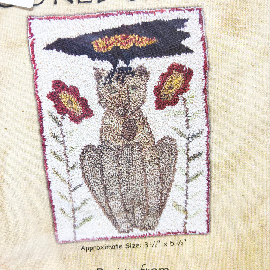 Hooked on Rugs - #616 Cat Bird