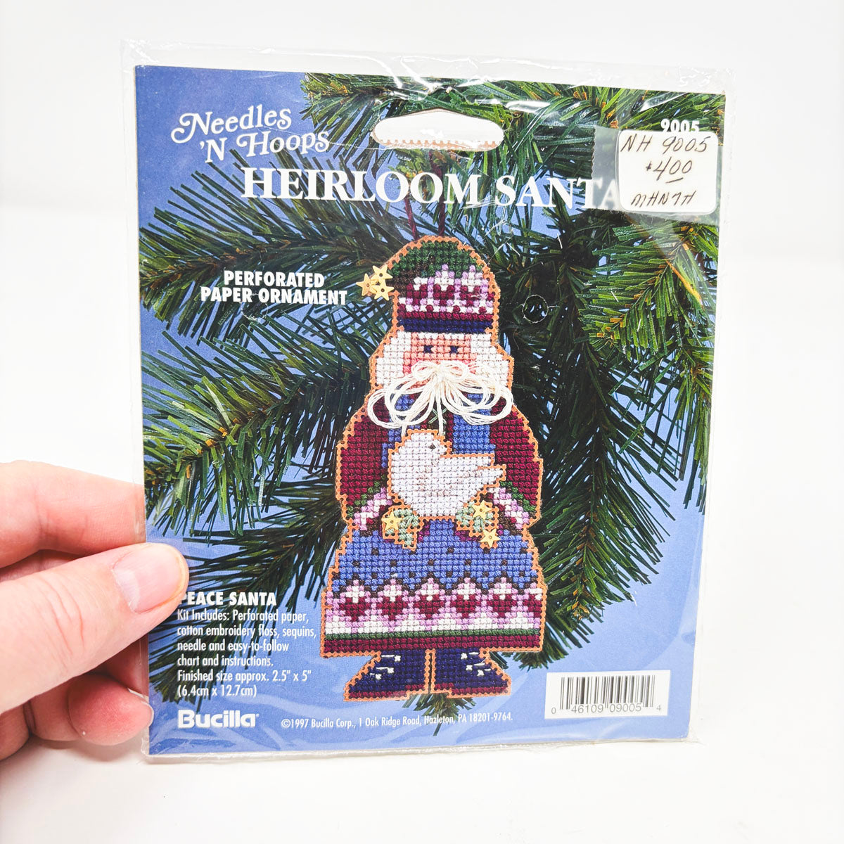 Needles' N Hoops Heirloom Santa Ornament Kit- You Choose