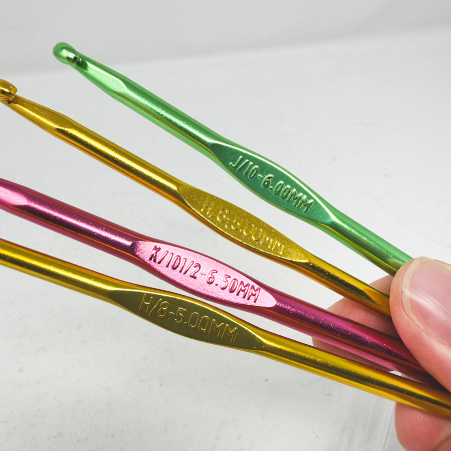 9 Piece Aluminum Crochet Hook Set