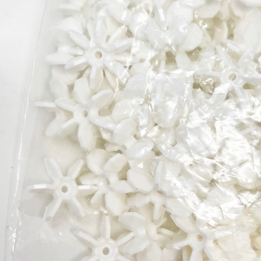 White Plastic Star Beads