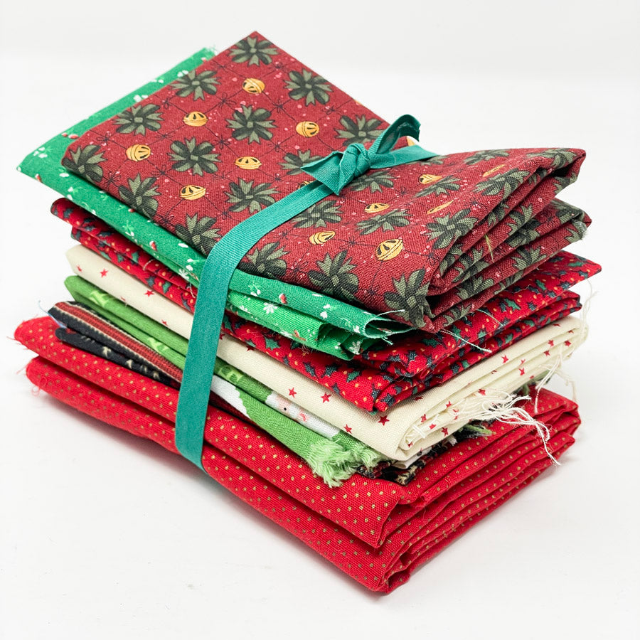 Fabric Bundle - Christmas - Asst. Sizes