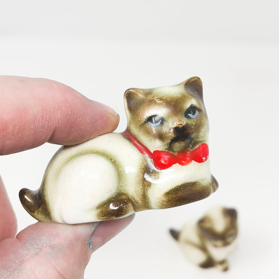 Vintage Siamese Cat Figurines (2)