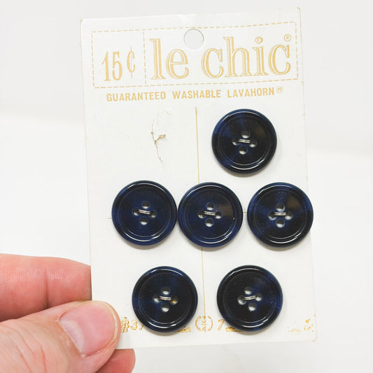 Le Chic 3/4" Blue Buttons