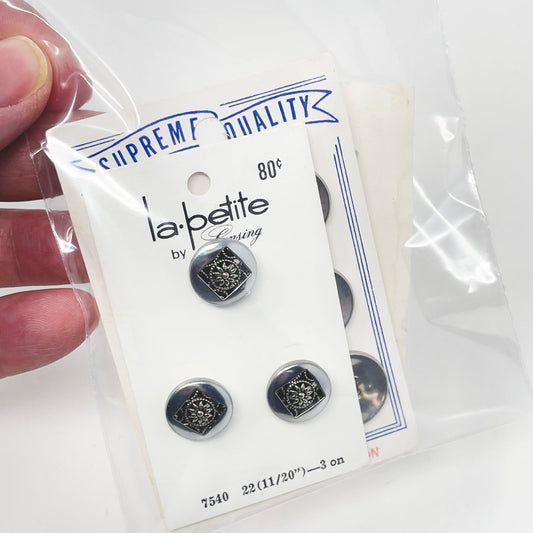 Carded Metal and Metallic Finish Button Pack