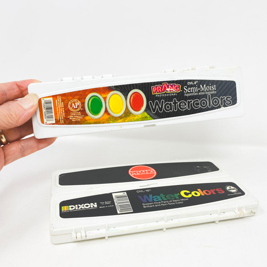 Semi-Moist Watercolor Paint Pans (1)