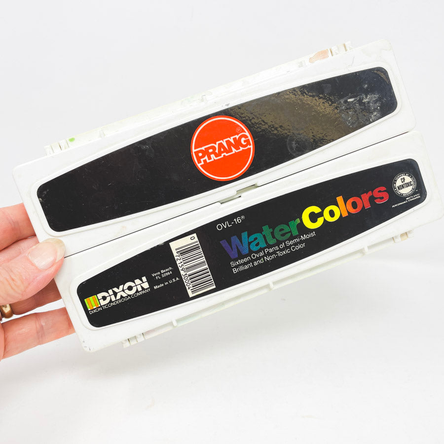 Semi-Moist Watercolor Paint Pans (1)
