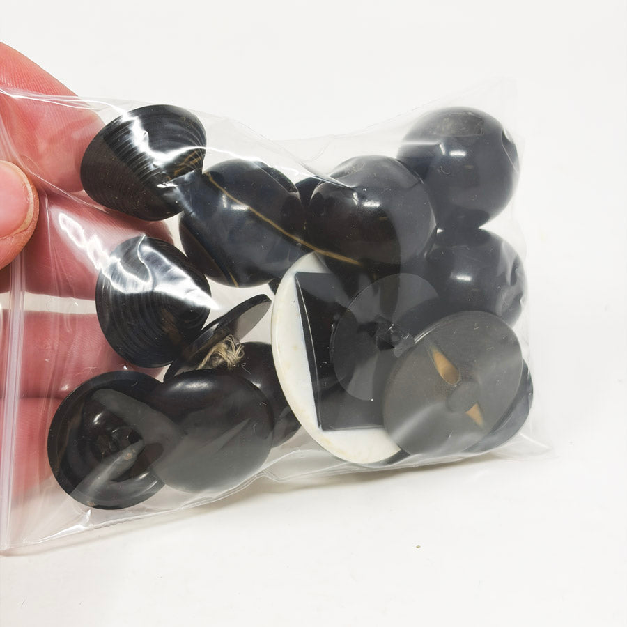 Black Shank Button Bundle