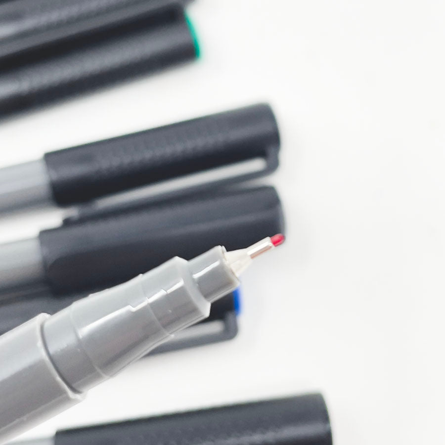 Marbu Fineliner Colour Graphix Pen Set (8)