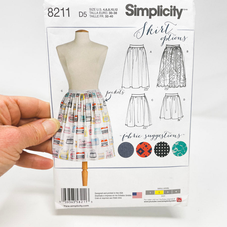 2000s Simplicity Sewing Pattern - Skirt - 8211 - Size 4-12