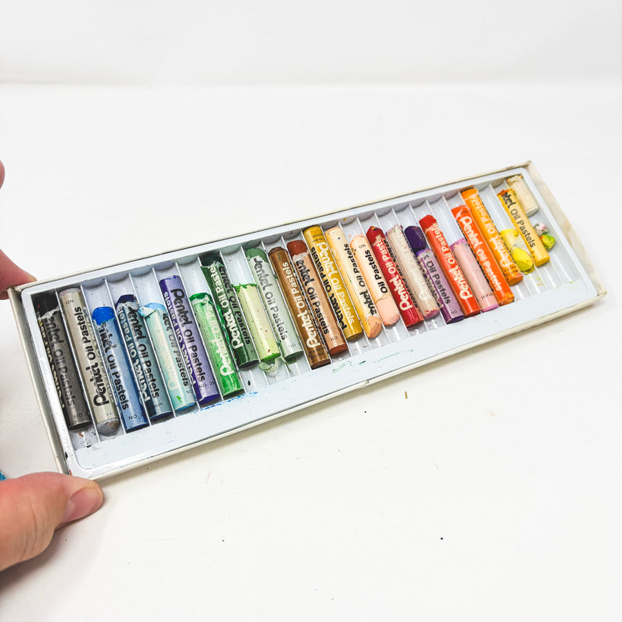 25 Color Pentel Oil Pastels