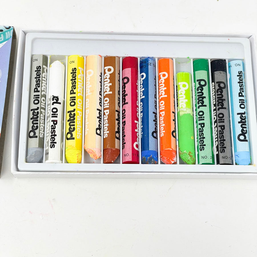 Pentel 12 Oil Pastels