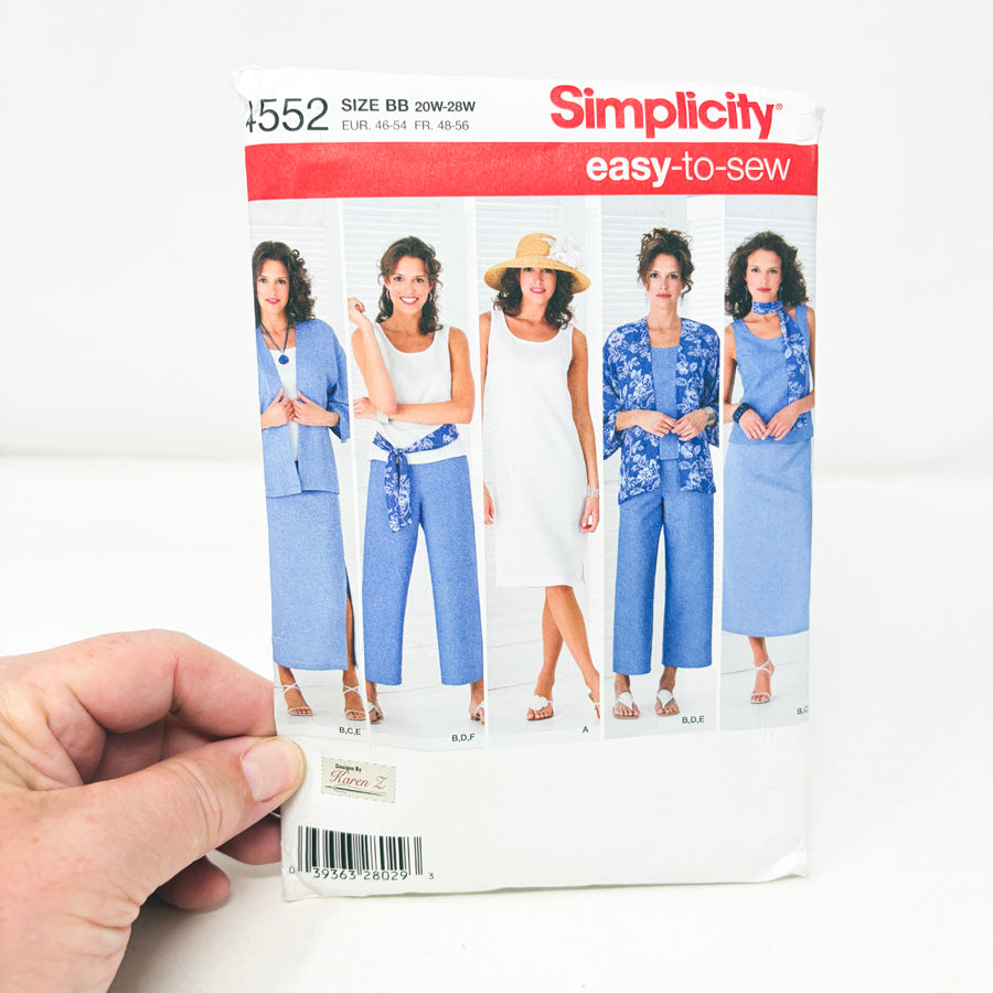 2019 Simplicity Outfit Sewing Pattern 4552 - Size 20-28W
