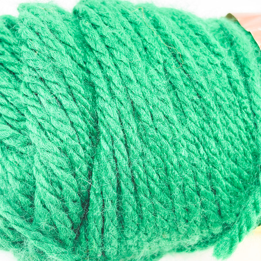 Majesty Bulky Craft Acrylic Yarn in Paddy Green