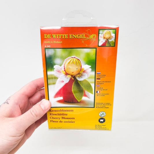 De Witte Engel Felt Kit - Cherry Blossom