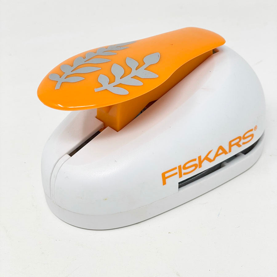 Fiskars Ferns Lever Punch