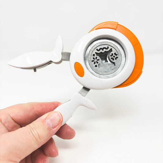 Fiskars 3-in-1 Corner Squeeze Punch