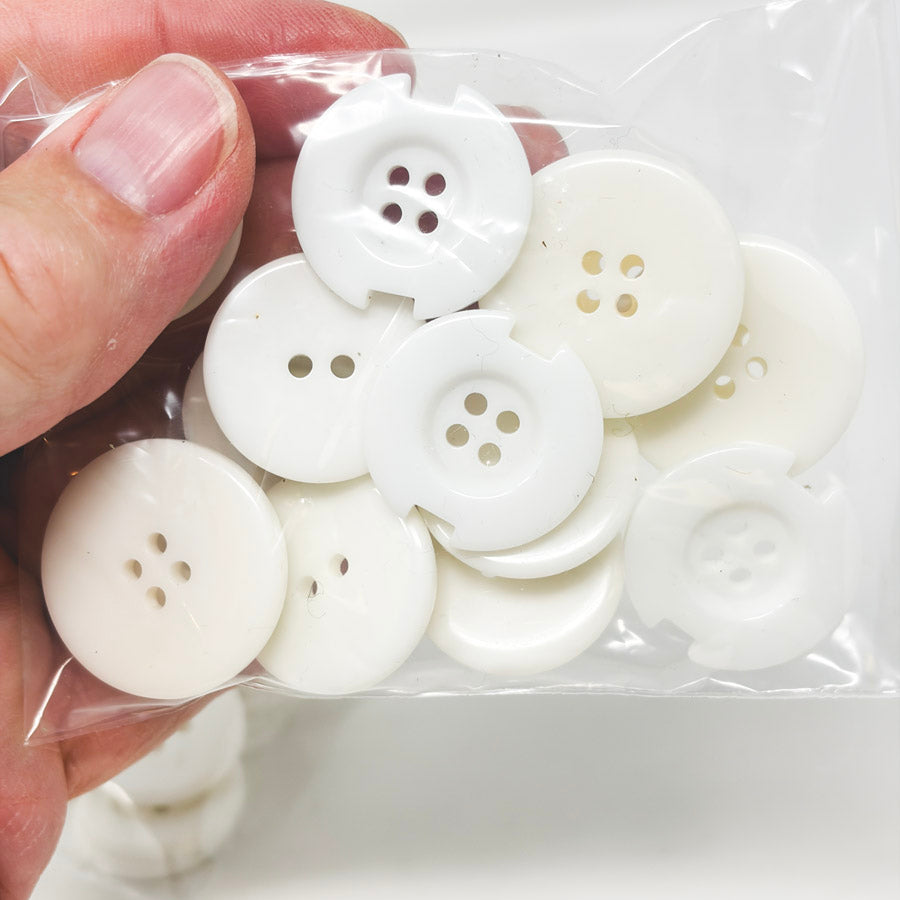 Asst Styles of White Plastic Buttons (1)